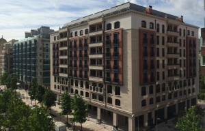 Fachada completa en materiales compuestos GRP, Parkeder en Bilbao