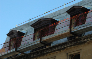 Materiales compuestos GRP en levantes de edificios. Lucarnas
