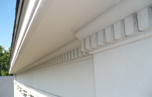 Rehabilitación de cornisas en composites GRP del Palacio de la Moncloa