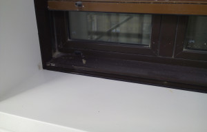 Rehabilitación de fachada con placa ULMA y recercos en Donostia